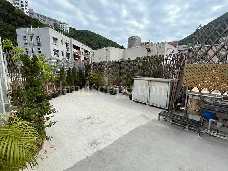 photo 2 — Sunrise Court, Happy Valley