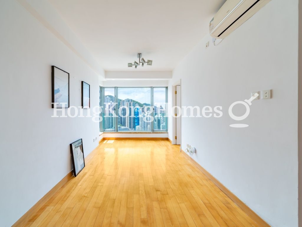 Living and Dining Room — Queen's Terrace - Tower 01, Sheung Wan