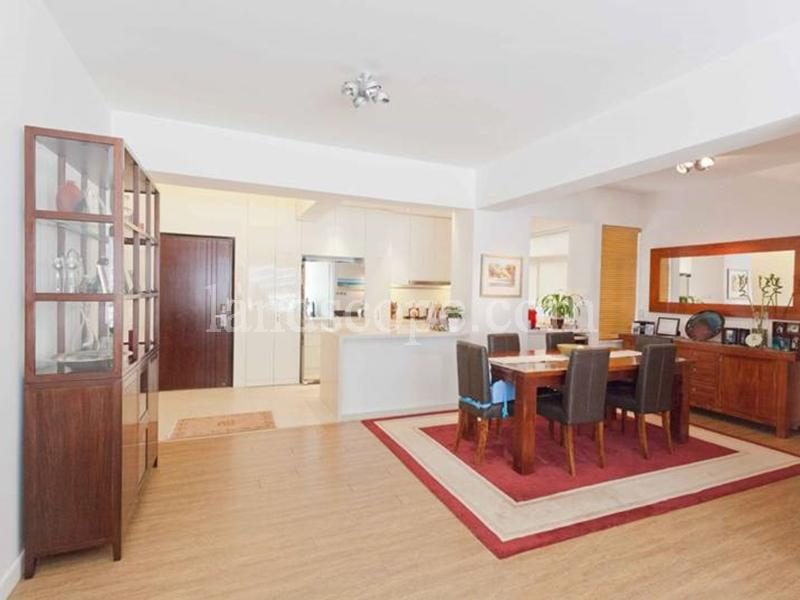 photo 2 — Skyline Mansion, Midlevels West