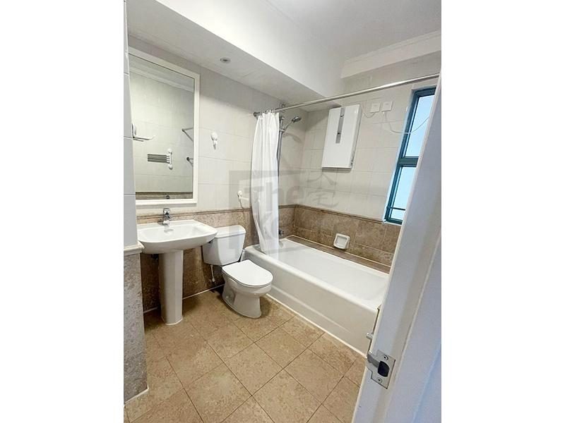 photo 4 — Robinson Place, Midlevels West