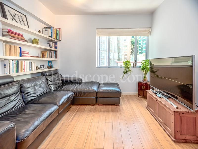 photo 3 — Miramar Villa, Midlevels East
