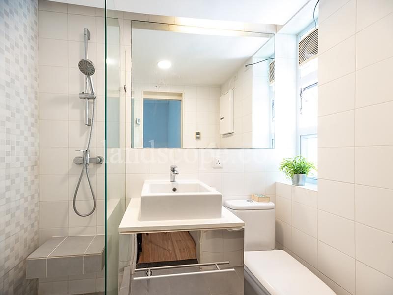 photo 6 — Miramar Villa, Midlevels East