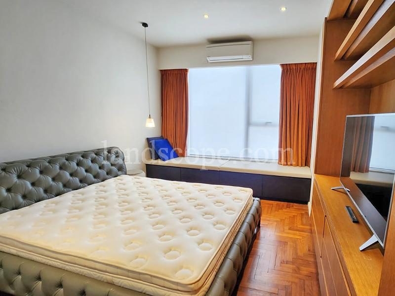 photo 4 — Green Lane Court, Happy Valley