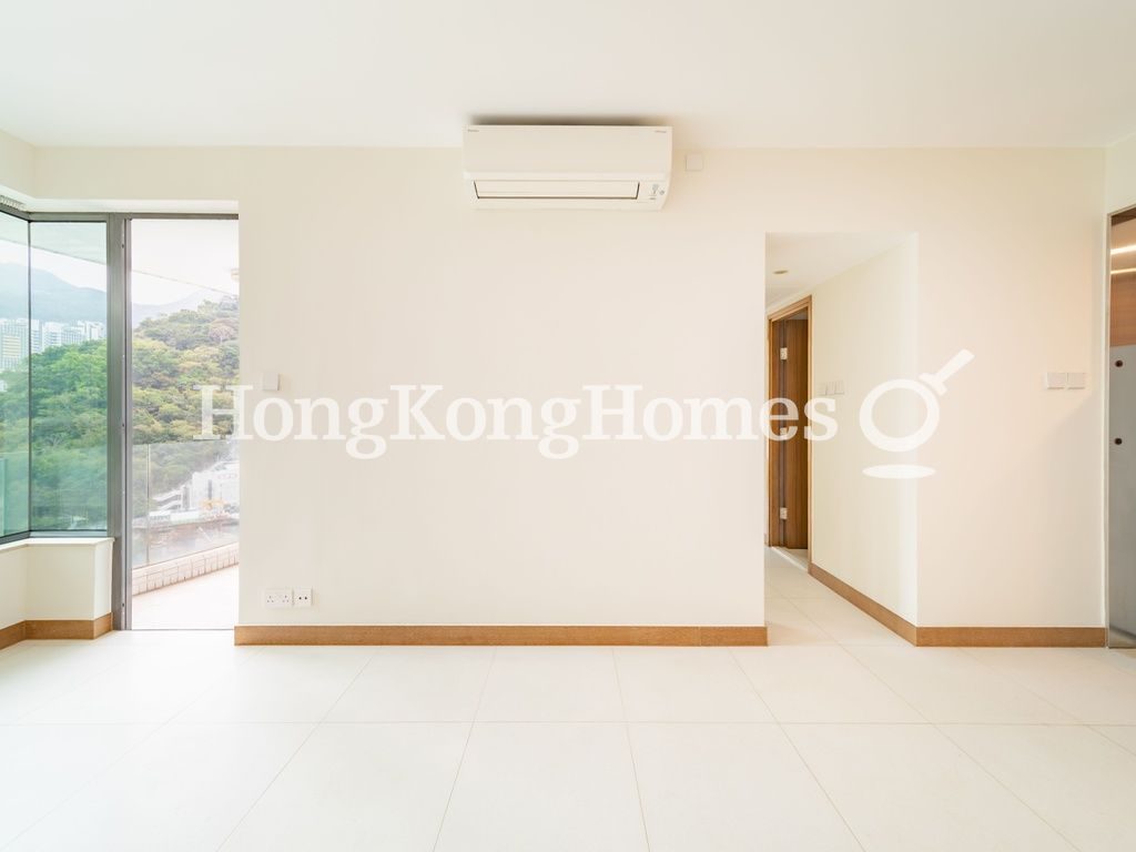 Living and Dining Room — Victoria Road, 60, Western / Kennedy Town