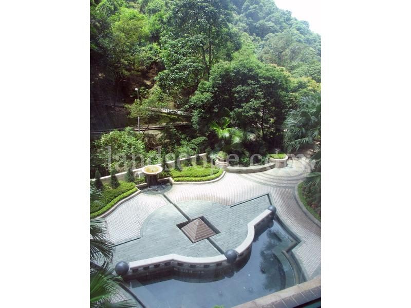 photo 2 — Hillsborough Court, Midlevels Central