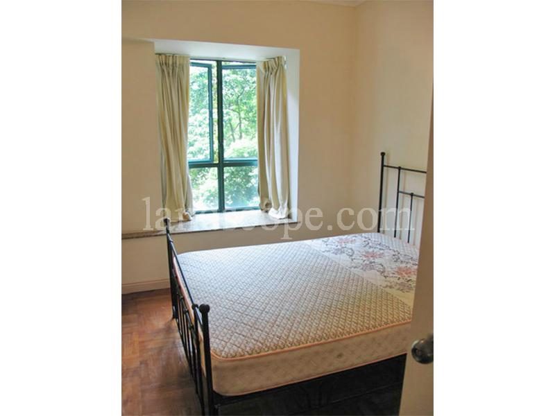 photo 5 — Hillsborough Court, Midlevels Central