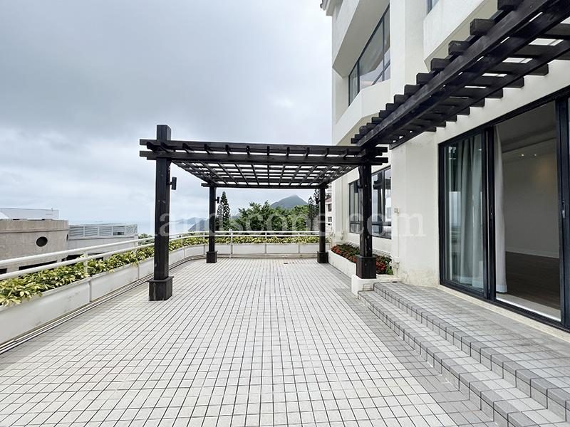 photo 2 — 39 Deep Water Bay Road, Deep Water Bay