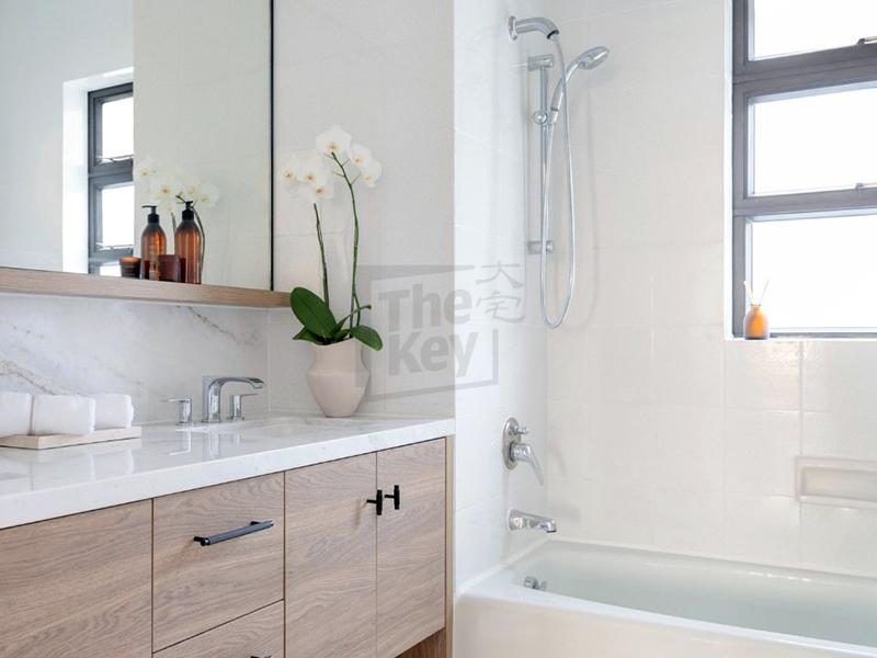 photo 5 — Repulse Bay Apartments, Repulse Bay