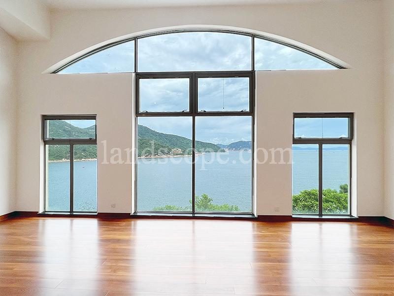 photo 3 — The Redhill Peninsula , Tai Tam