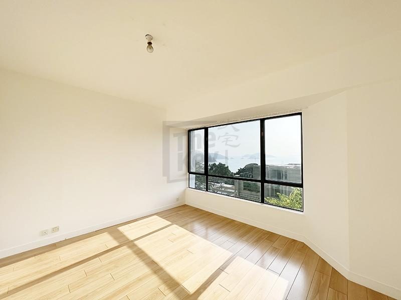 photo 5 — Burnside Villa, Repulse Bay
