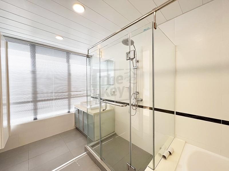 photo 6 — Burnside Villa, Repulse Bay
