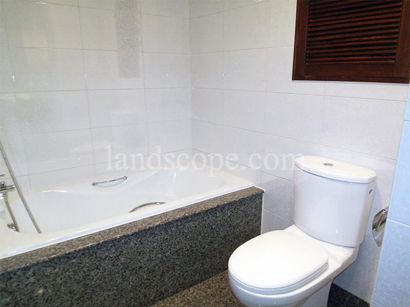 photo 12 — Fortuna Court, Repulse Bay