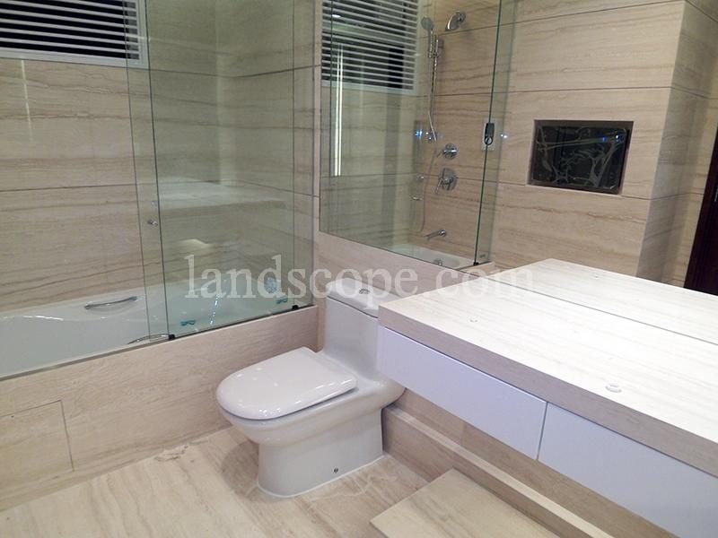 photo 7 — Fortuna Court, Repulse Bay