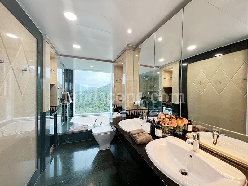 photo 4 — 127 Repulse Bay Road, Repulse Bay