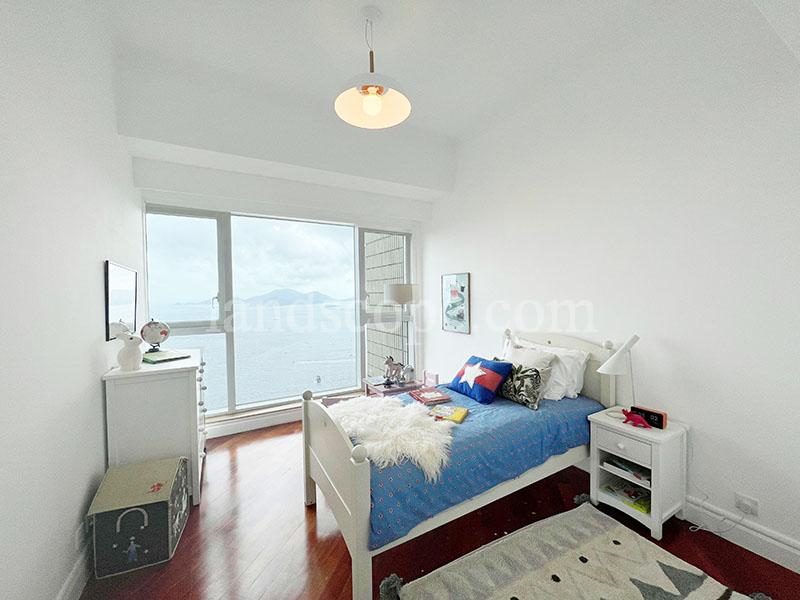 photo 5 — 127 Repulse Bay Road, Repulse Bay