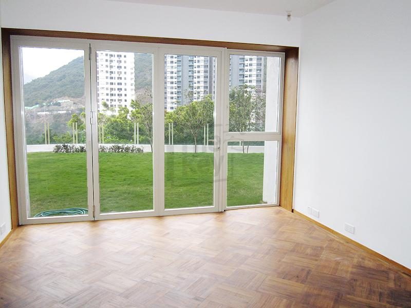 photo 5 — 3 Headland Road, Repulse Bay