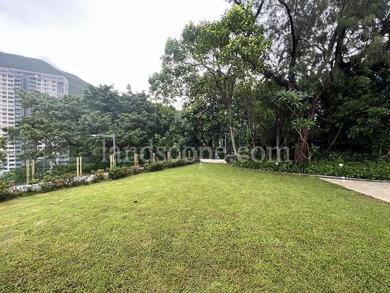 photo 2 — 3 Headland Road, Repulse Bay