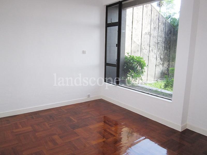 photo 6 — 6 Headland Road, Repulse Bay