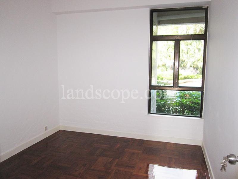 photo 8 — 6 Headland Road, Repulse Bay
