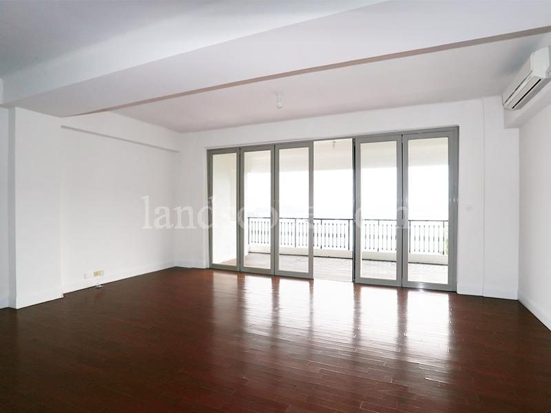 photo 3 — 115 Repulse Bay Road, Repulse Bay