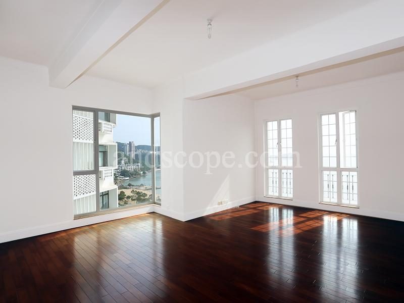 photo 5 — 115 Repulse Bay Road, Repulse Bay