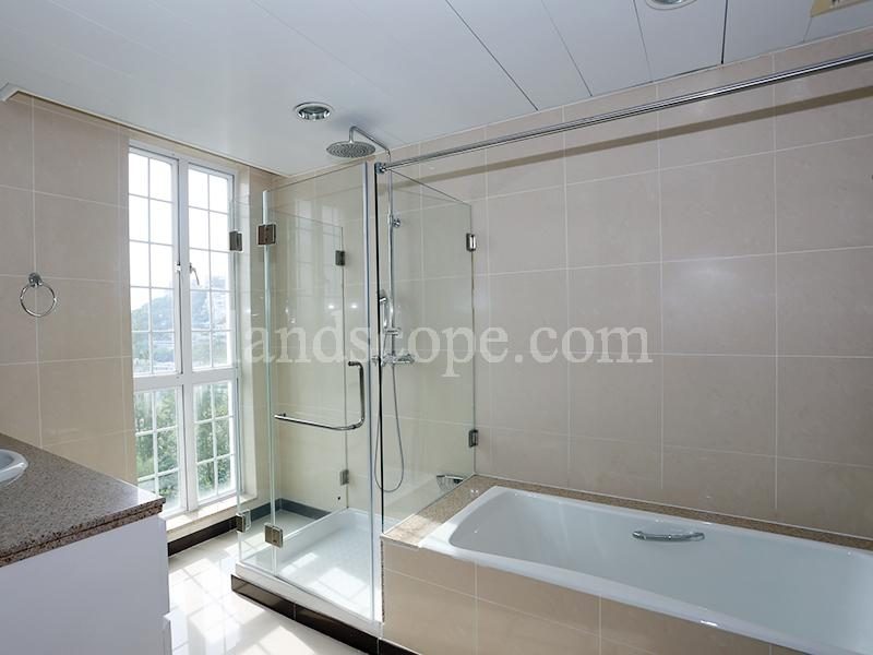 photo 8 — 115 Repulse Bay Road, Repulse Bay