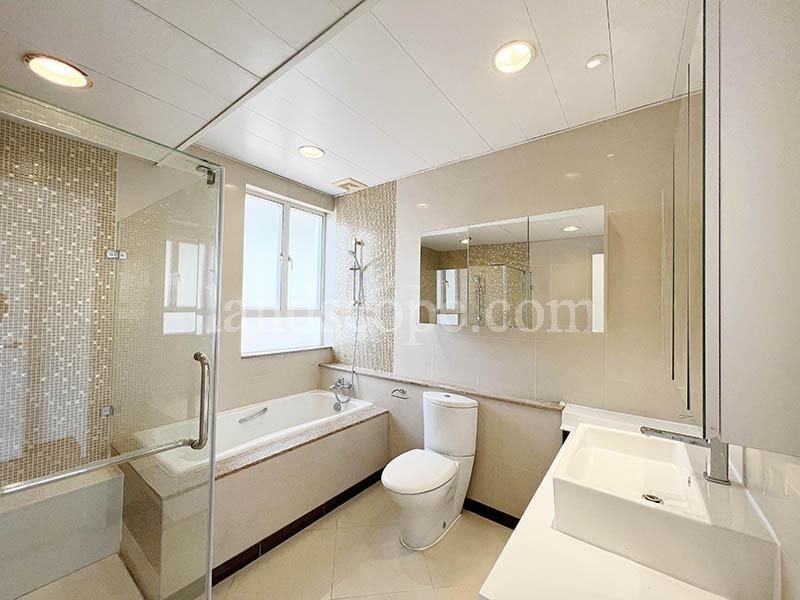 photo 4 — 115 Repulse Bay Road, Repulse Bay