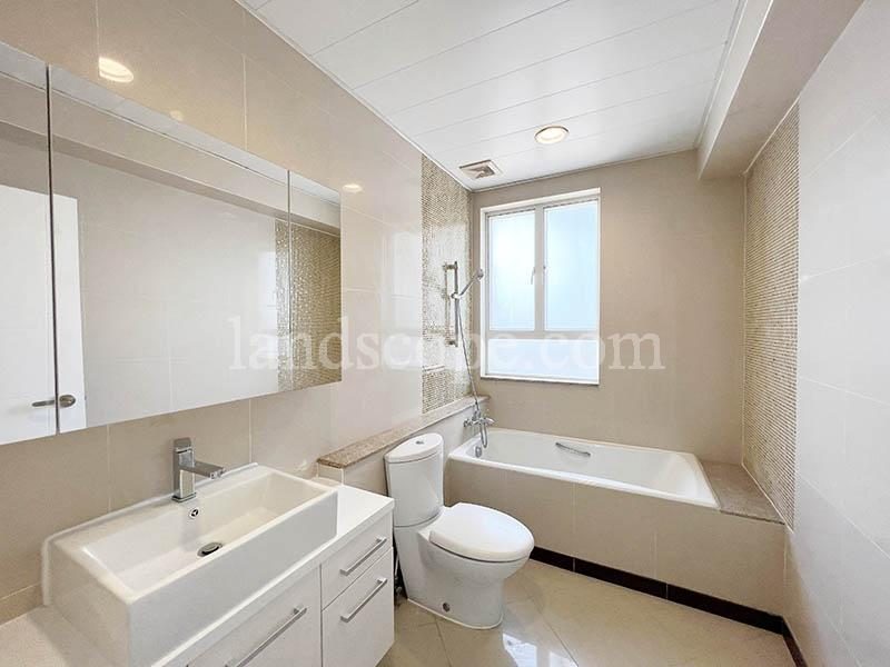 photo 6 — 115 Repulse Bay Road, Repulse Bay