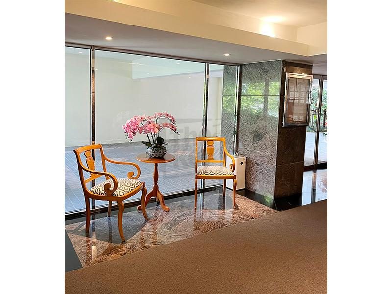 photo 4 — Pine Court, Midlevels Central