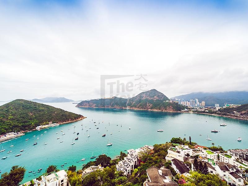 photo 2 — Pine Crest, Repulse Bay