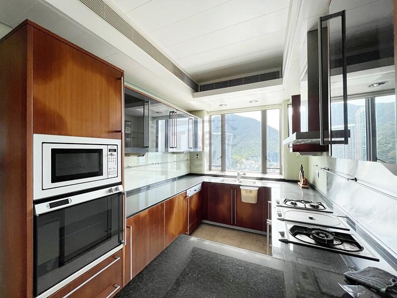 photo 8 — Grosvenor Place, Repulse Bay