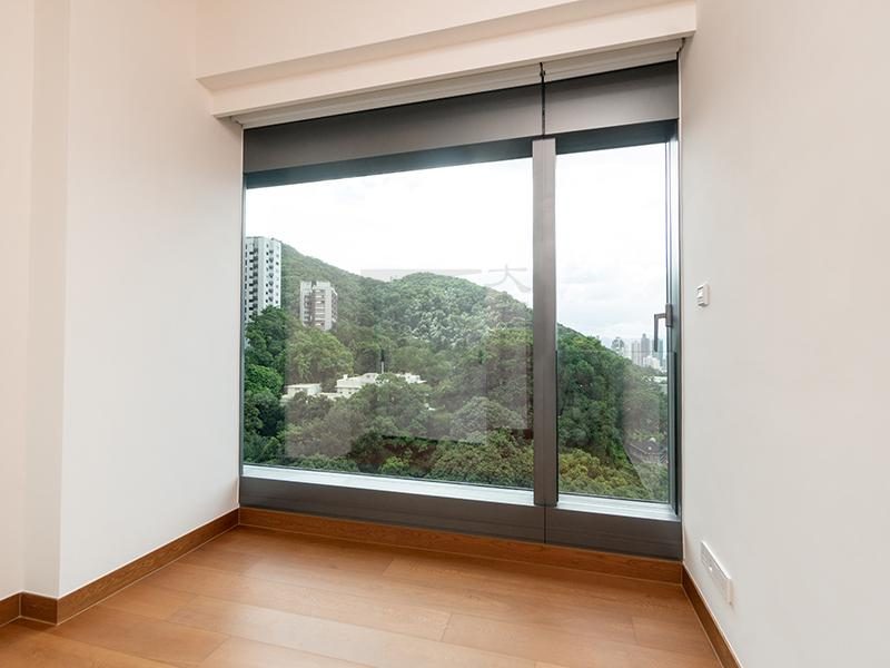 photo 11 — University Heights, Midlevels West