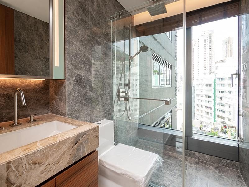 photo 12 — University Heights, Midlevels West