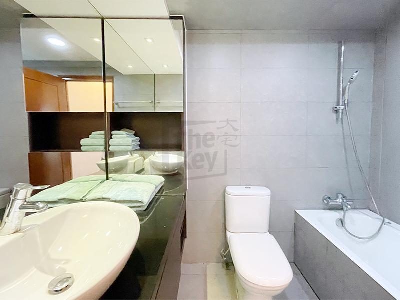 photo 8 — Monmouth Villa, Midlevels Central