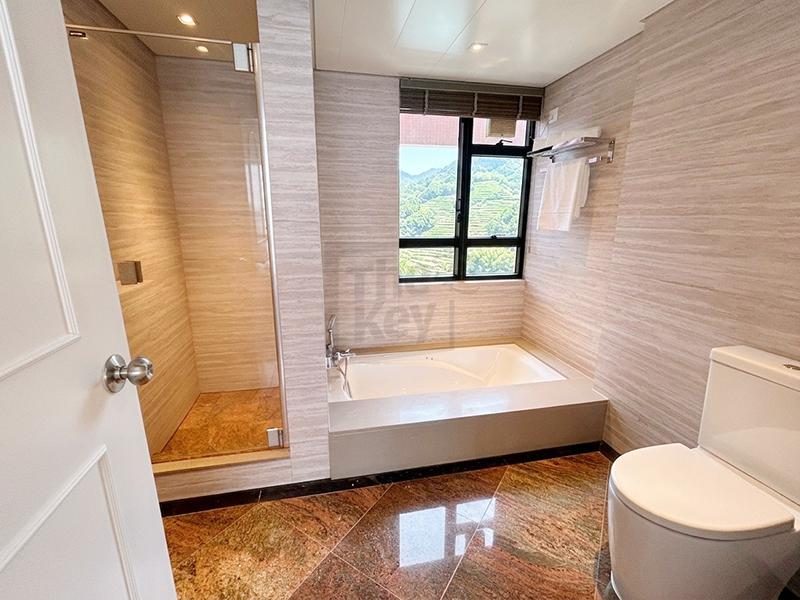 photo 4 — Pacific View, Tai Tam