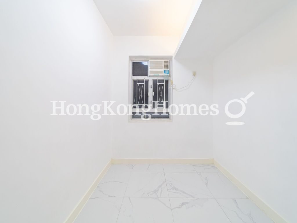 Second Bedroom — 峰景大廈，西半山