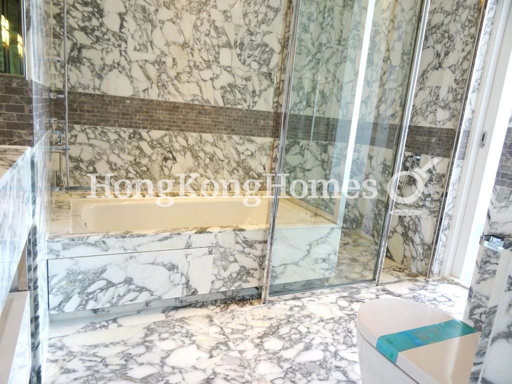 Master Bathroom — 瑆華，銅鑼灣