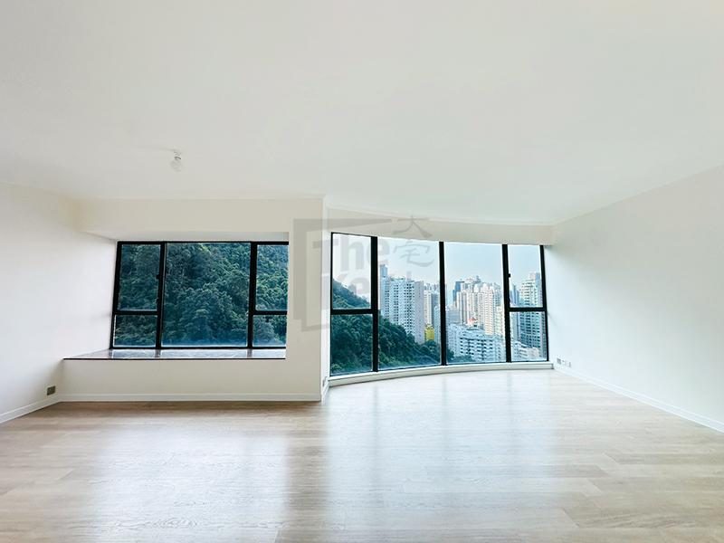photo 3 — Hillsborough Court, Midlevels Central