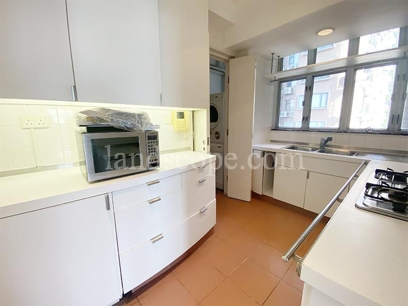 photo 11 — 23 Repulse Bay Road, Repulse Bay