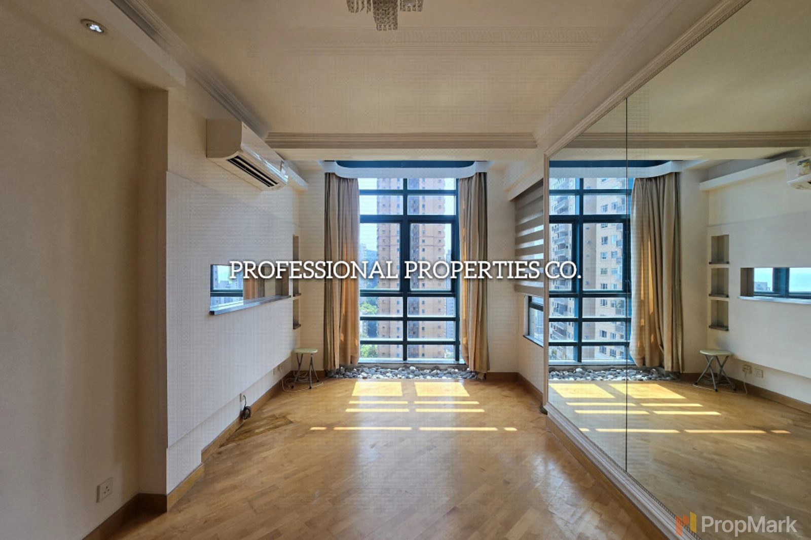 photo 4 — Prosperous Height, Mid-levels West