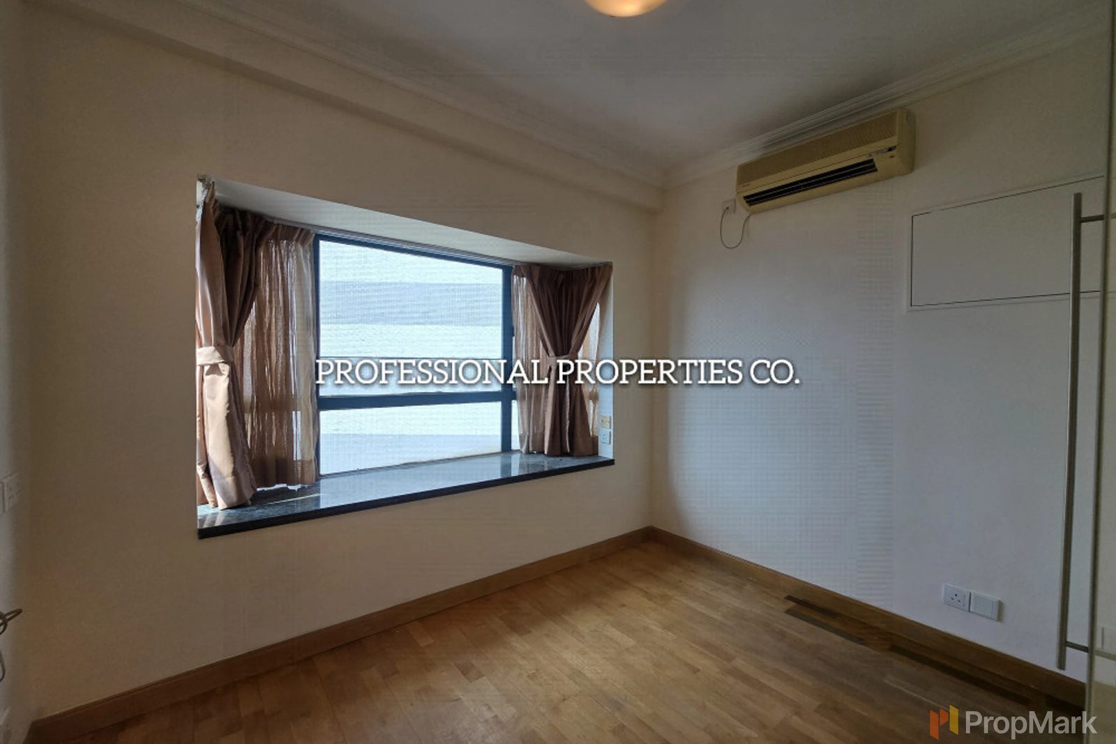 photo 7 — Prosperous Height, Mid-levels West
