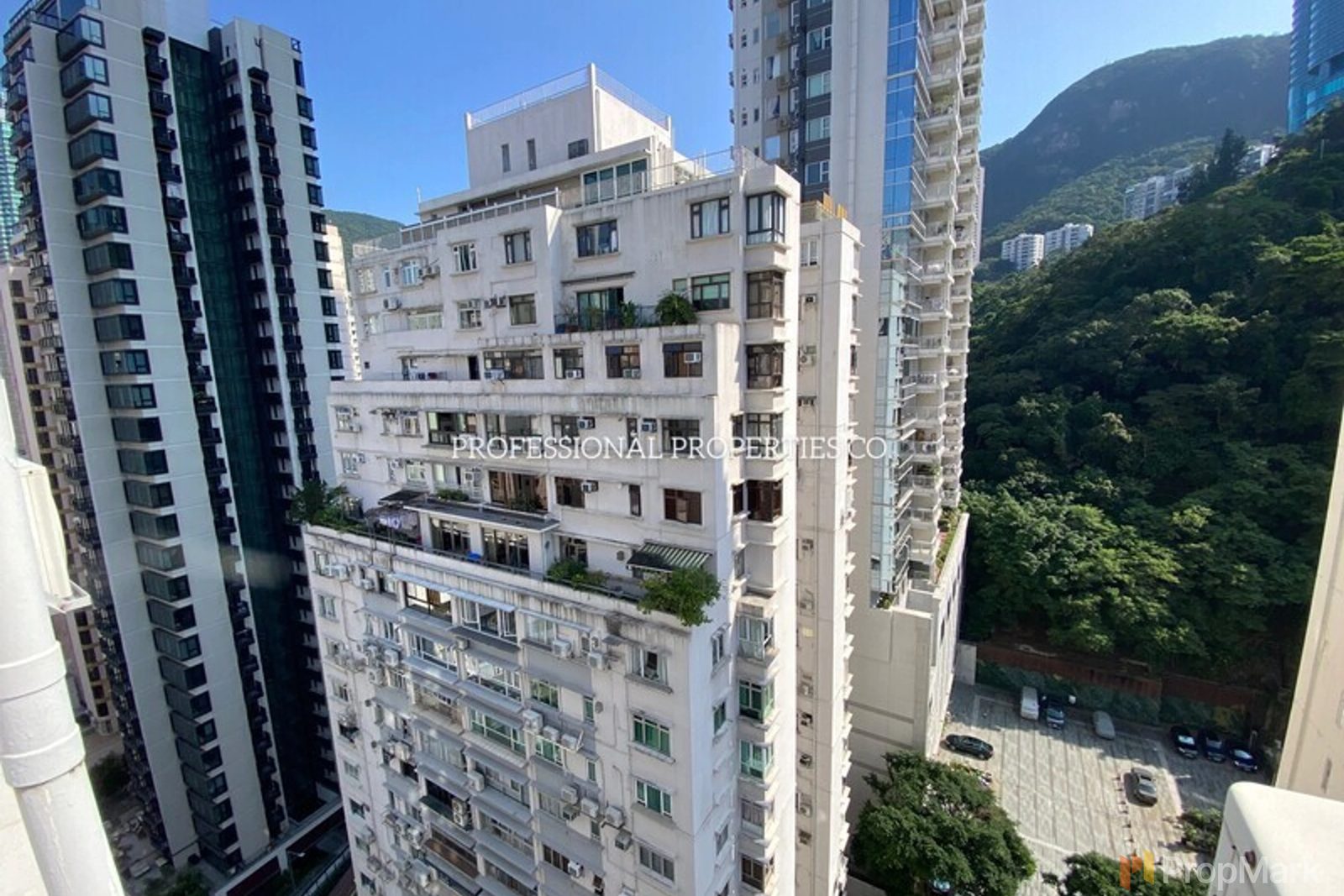 相片 19 — 豐寧大廈，跑馬地