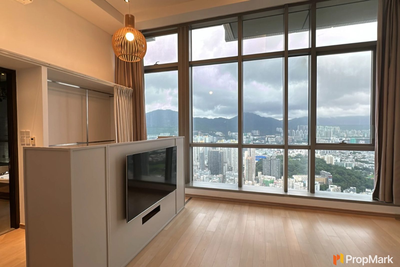 photo 2 — Shining Heights, Tai Kok Tsui