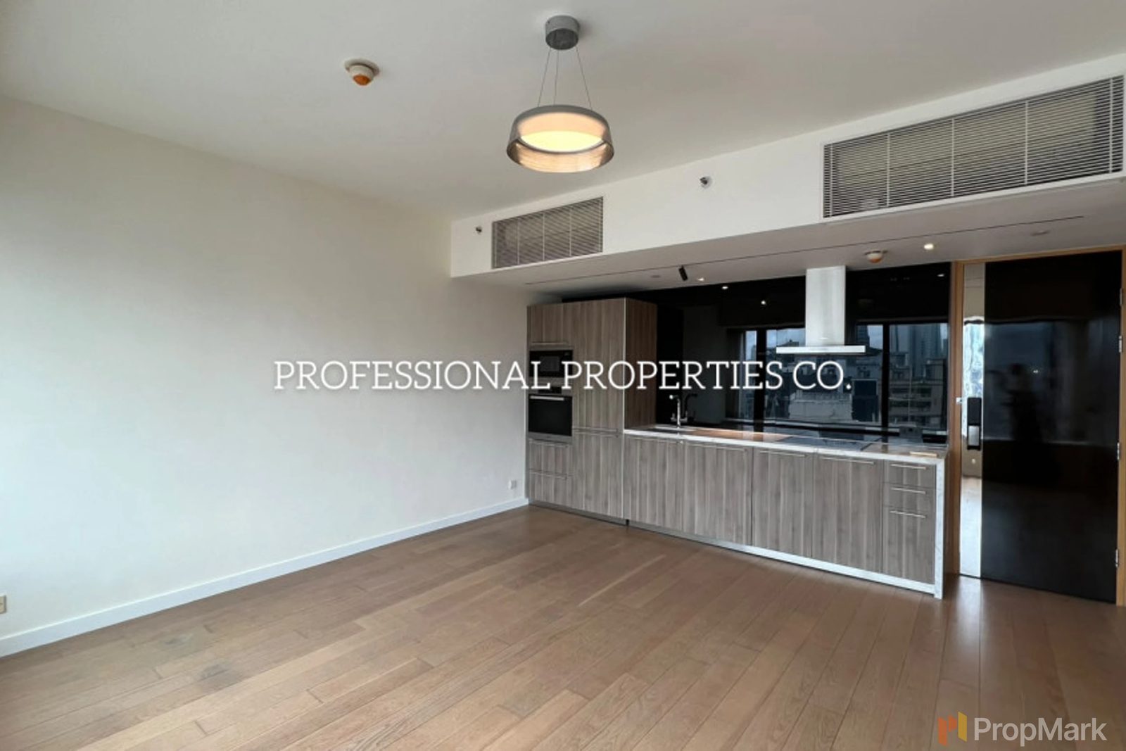 photo 2 — Gramercy, Mid-levels West