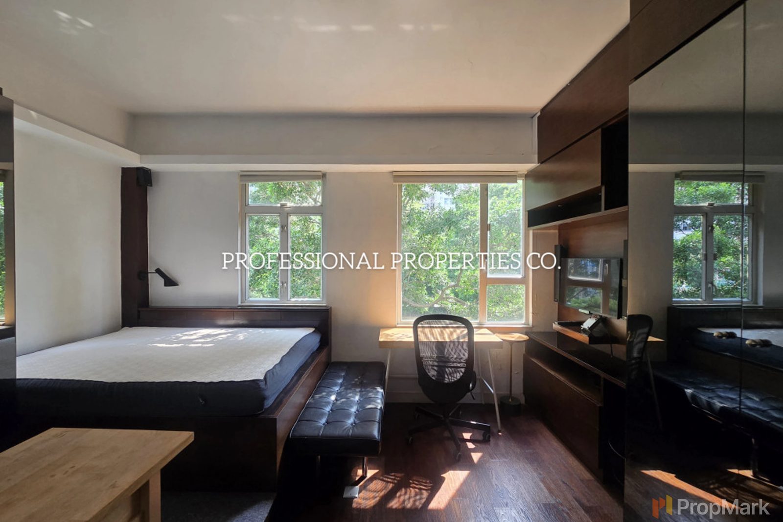photo 9 — Tai Shan House, Sheung Wan