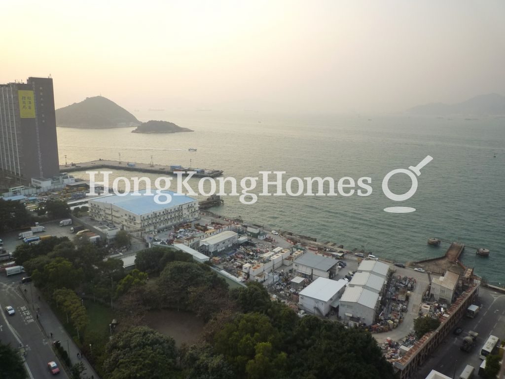 View from Master Bedroom — 加多近山，西環堅尼地城