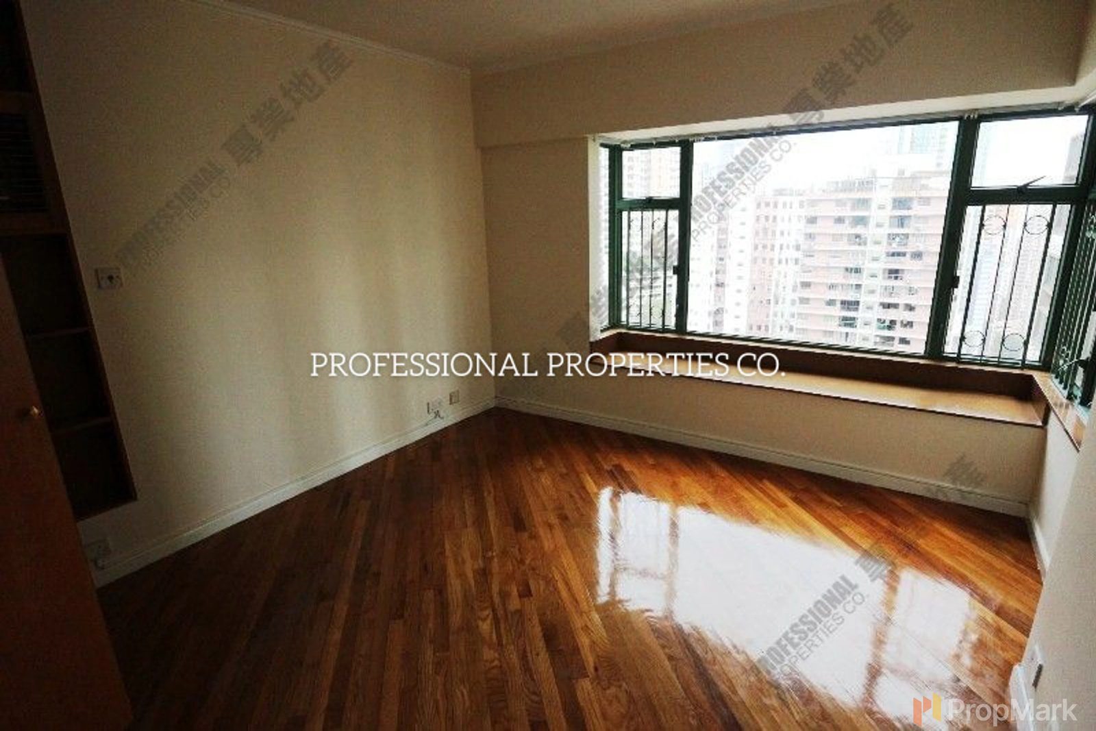 photo 5 — Robinson Place, Mid-levels West