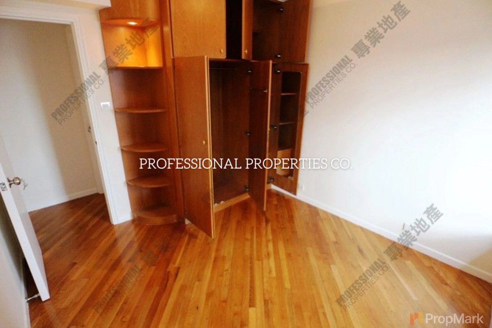 photo 9 — Robinson Place, Mid-levels West