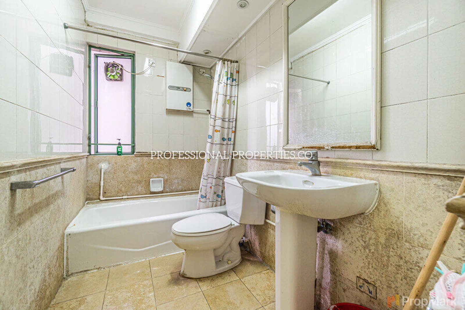 photo 11 — Robinson Place, Mid-levels West