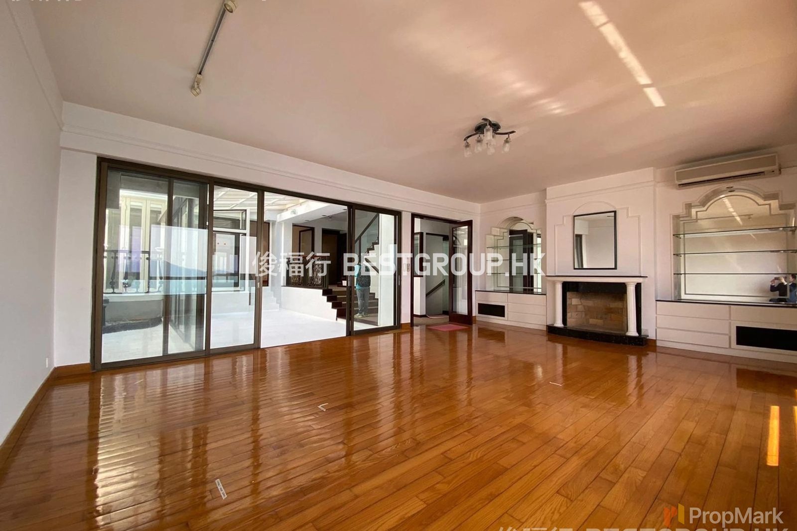 photo 6 — 19-25 Horizon Drive, Southside